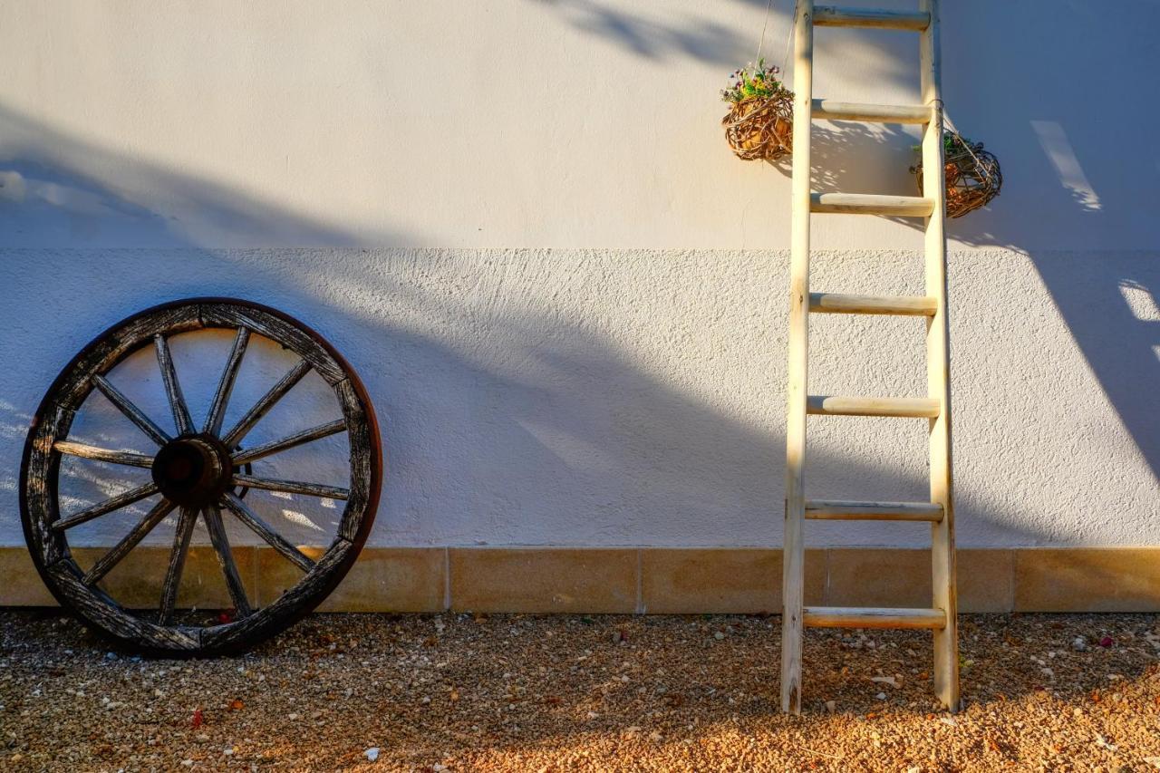 Corte Dei Donno Santa Maria al Bagno Εξωτερικό φωτογραφία